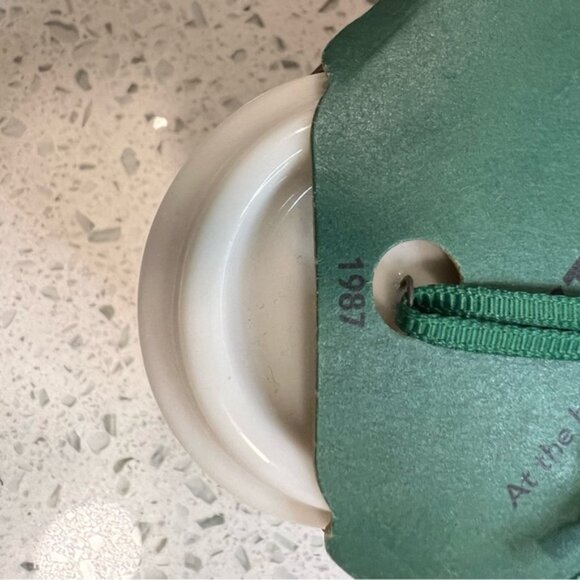 STARBUCKS 2016 Through the Years Ceramic 2.5 ornaments |1971,1987, 1992, 2011 - Picture 11 of 15